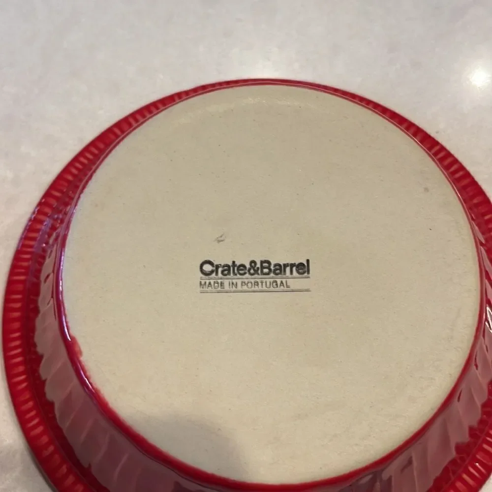 Crate & Barrel 2 mini pie plates or pot pie red white, excellent condition. Fun!